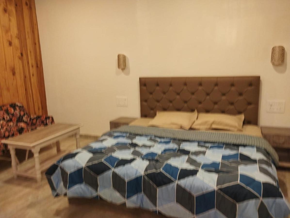 Farsal Villa Srīnagar Eksteriør billede